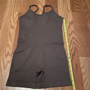 NWOT Womans GOQQ Brown One Piece ribbed shorts body suit medium